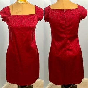 Square neck jacquard dress with cap sleeves